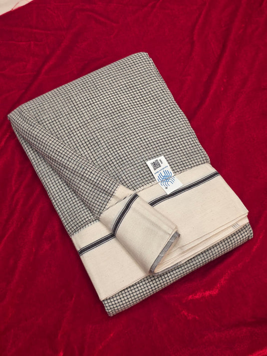 WHITE Ilkal handloom Patteda Anchu Saree
