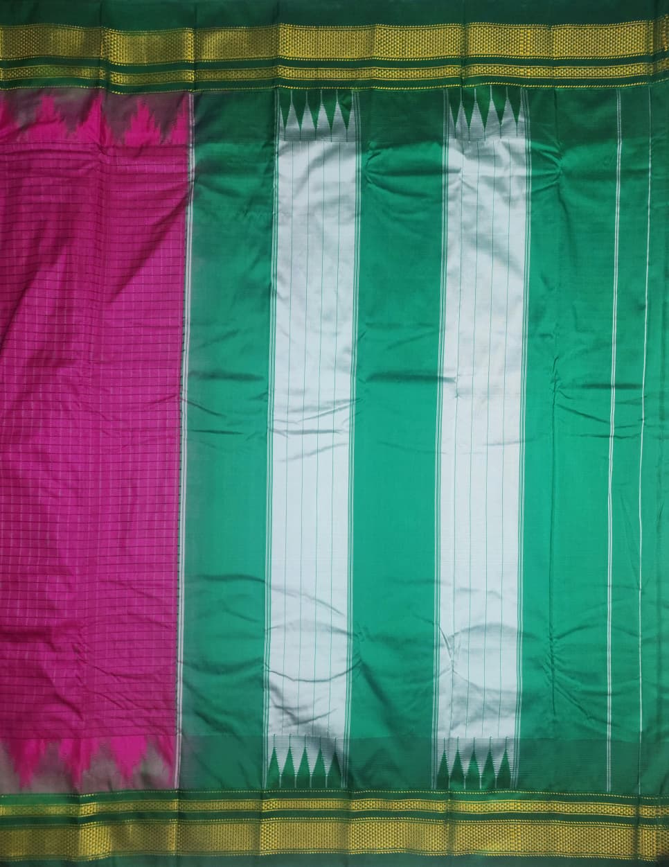 Rani Pink Thana Gadwal Chadurang Checks Ilkal Saree