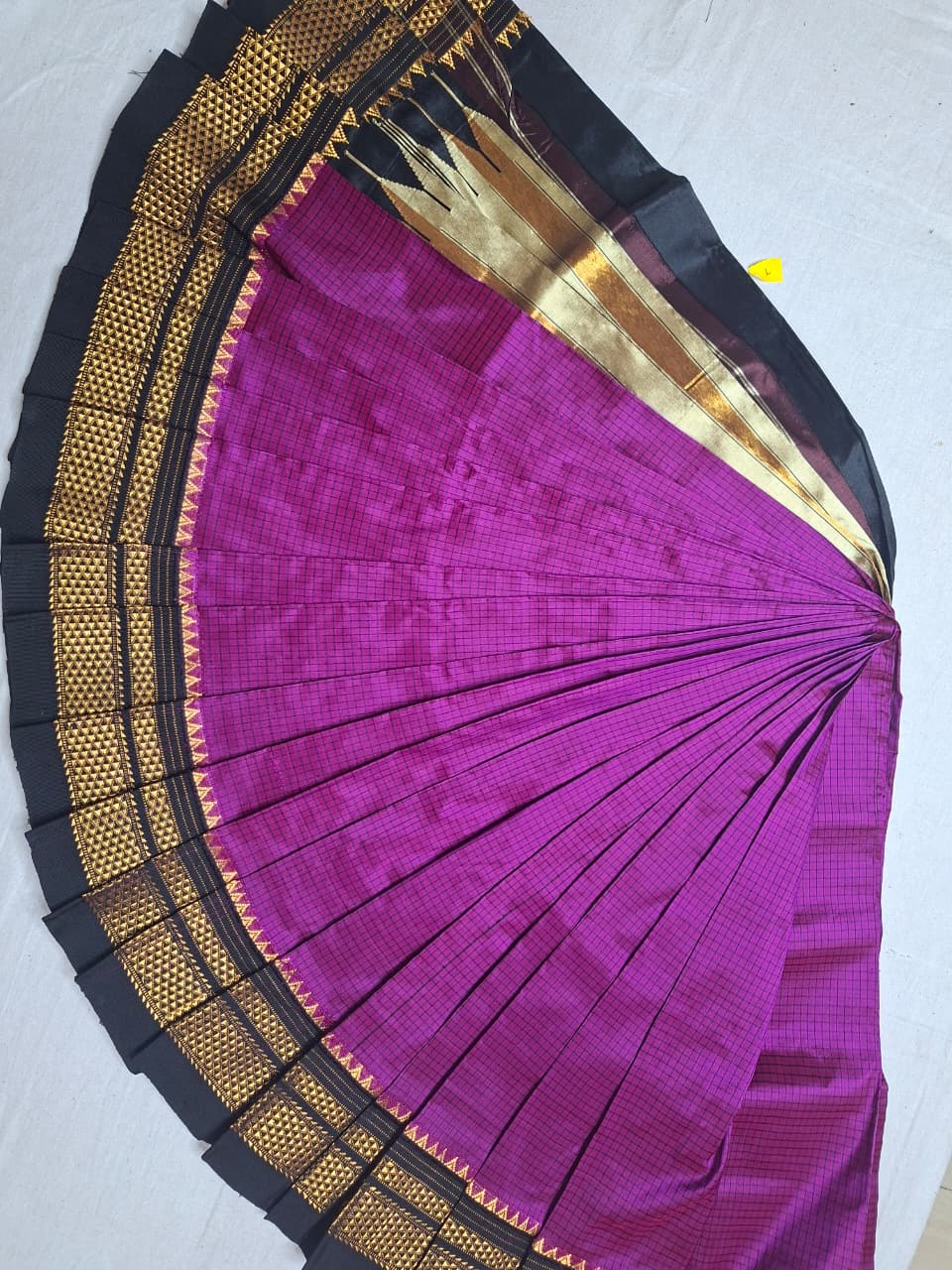 Pink-Black Ragavalli Checks- Ilkal Silk