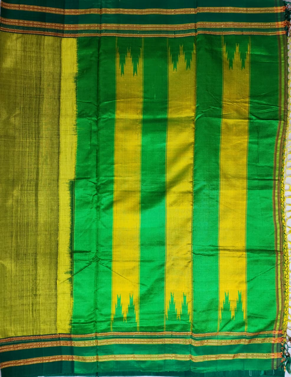 Green -Dark green Ilkal Viscose Saree with Gayathri Border