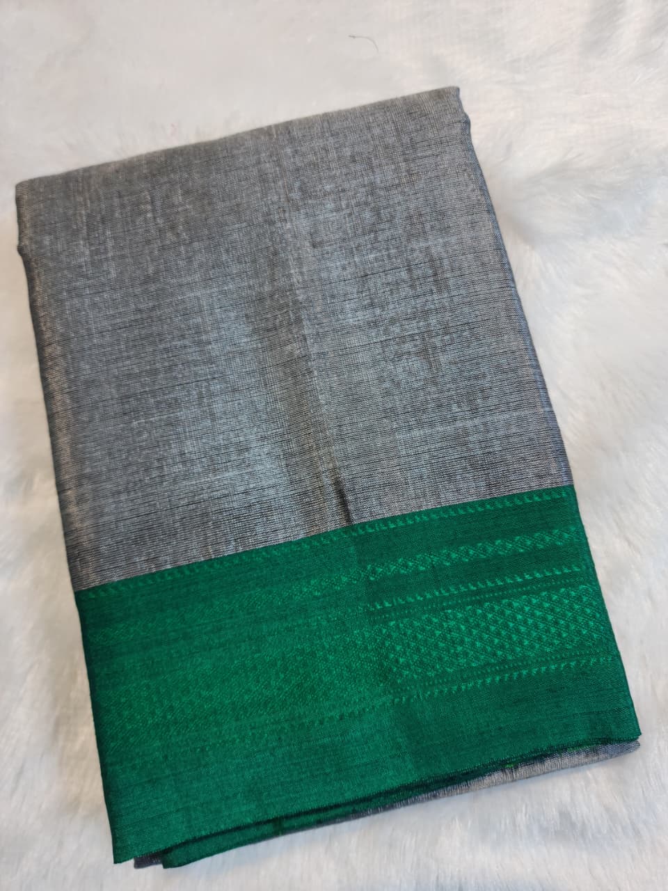 Grey Ilkal Viscose Handloom Saree with Silk Pallu & chikki Paras Border